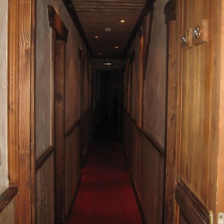 Le Relais De L'Abbaye Hotel Tournus Luaran gambar