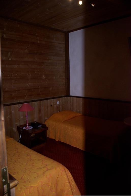 Le Relais De L'Abbaye Hotel Tournus Luaran gambar