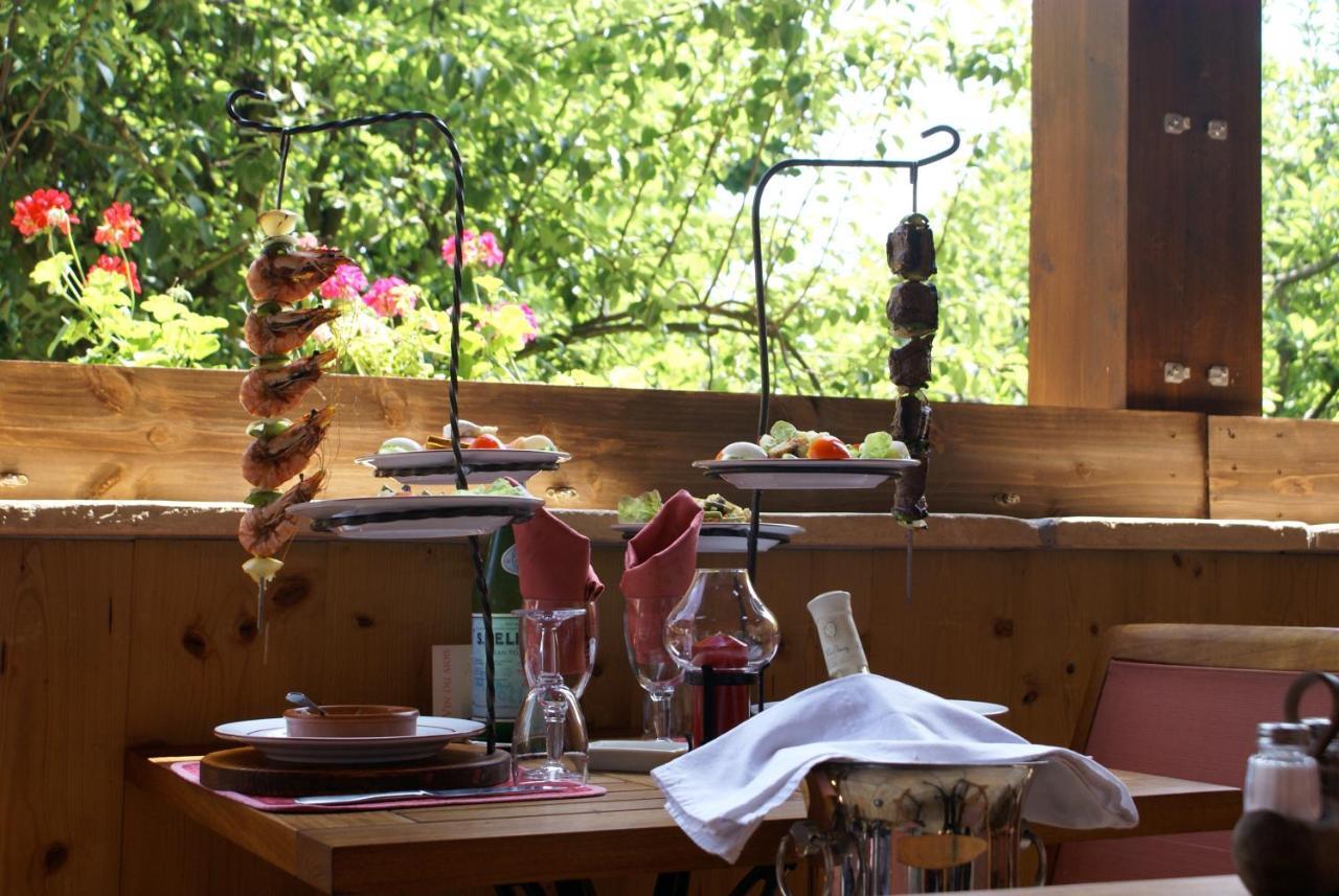 Le Relais De L'Abbaye Hotel Tournus Luaran gambar