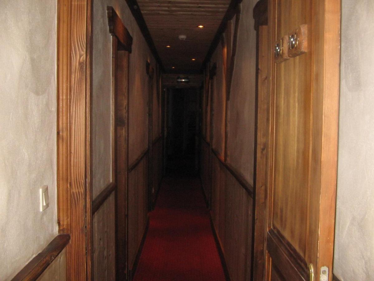 Le Relais De L'Abbaye Hotel Tournus Luaran gambar